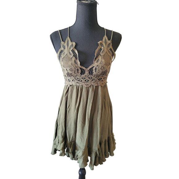 Free People Tops - Free People Strappy V Neck Lace Top Size XS Fairycore Olive Green Bohemian